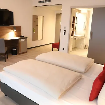 Includio 4* Regensburg