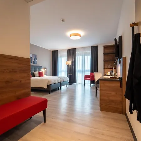 Includio 4* Regensburg