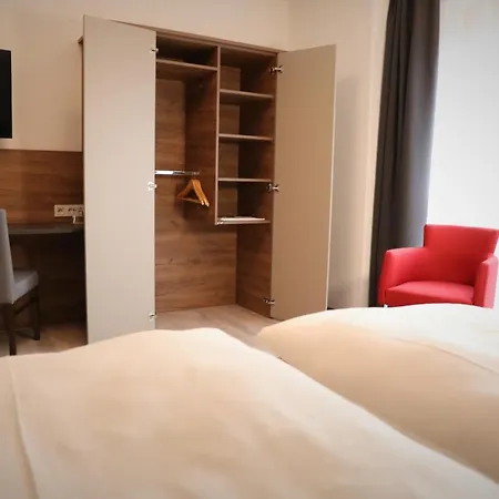 ホテル Includio 4*
