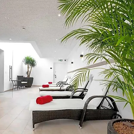 Hotel Includio 4*