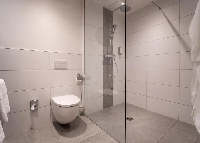 Includio Szálloda Regensburg